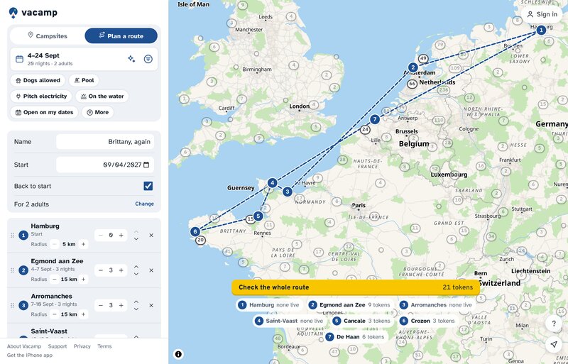 The Vacamp route planner with a trip called Brittany, again: a loop from Hamburg to Egmond aan Zee, Arromanches, Saint-Vaast, Cancale, Crozon and De Haan, each stop with its dates and a circle of campsites, and a yellow button to check the whole route